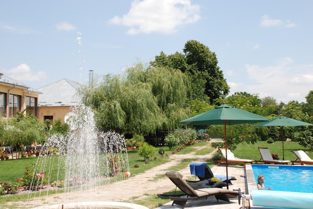Villa Giulia Islaz Esterno foto